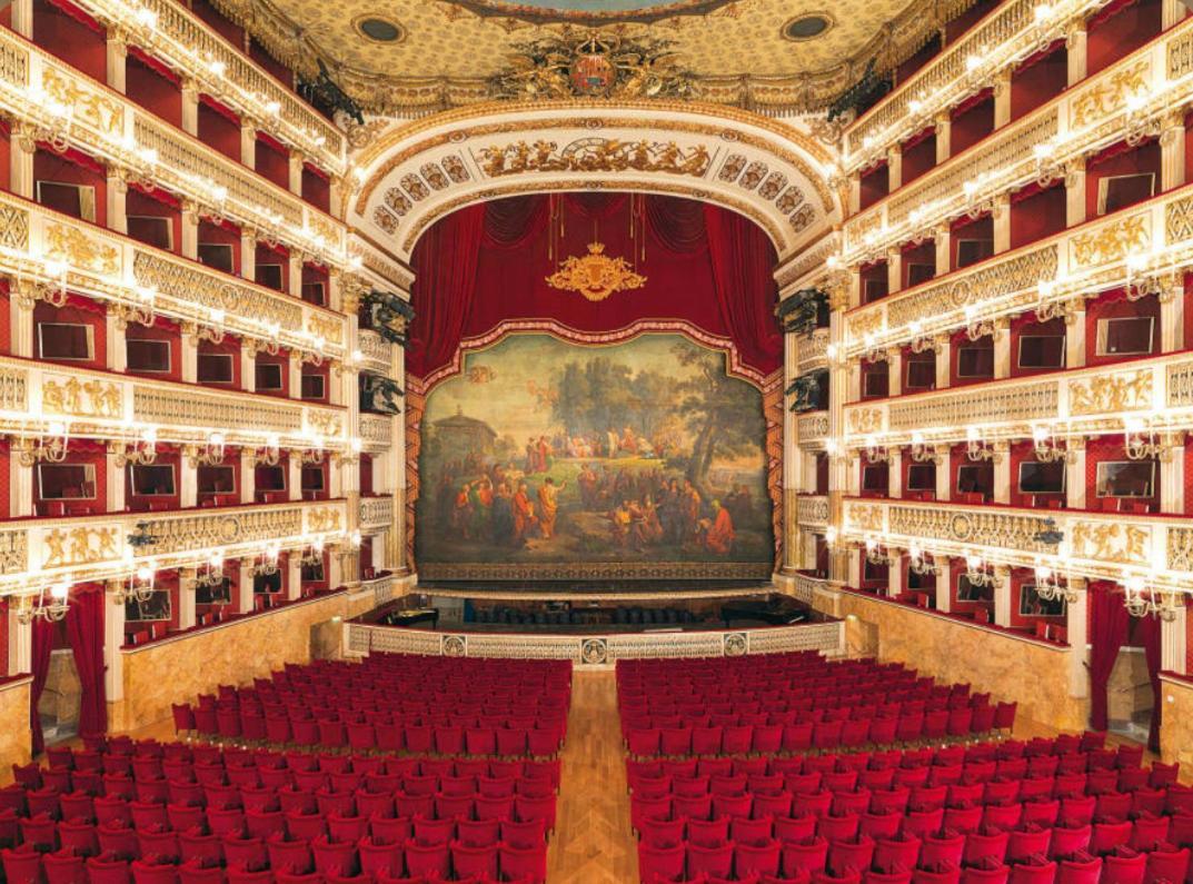 נאפולי Galleria Umberto I Luxury Apartment מראה חיצוני תמונה